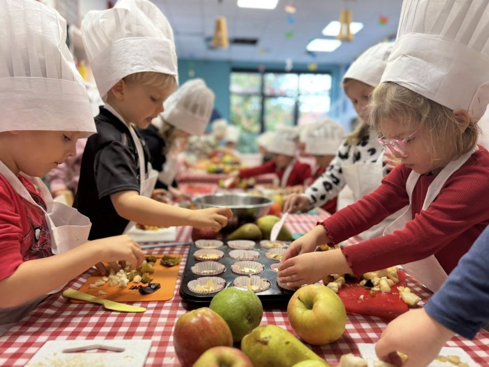 Zajęcia kulinarne w Przedszkolu i Zerówce Mały Europejczyk w Elblągu – uczta dla zmysłów i duszy!